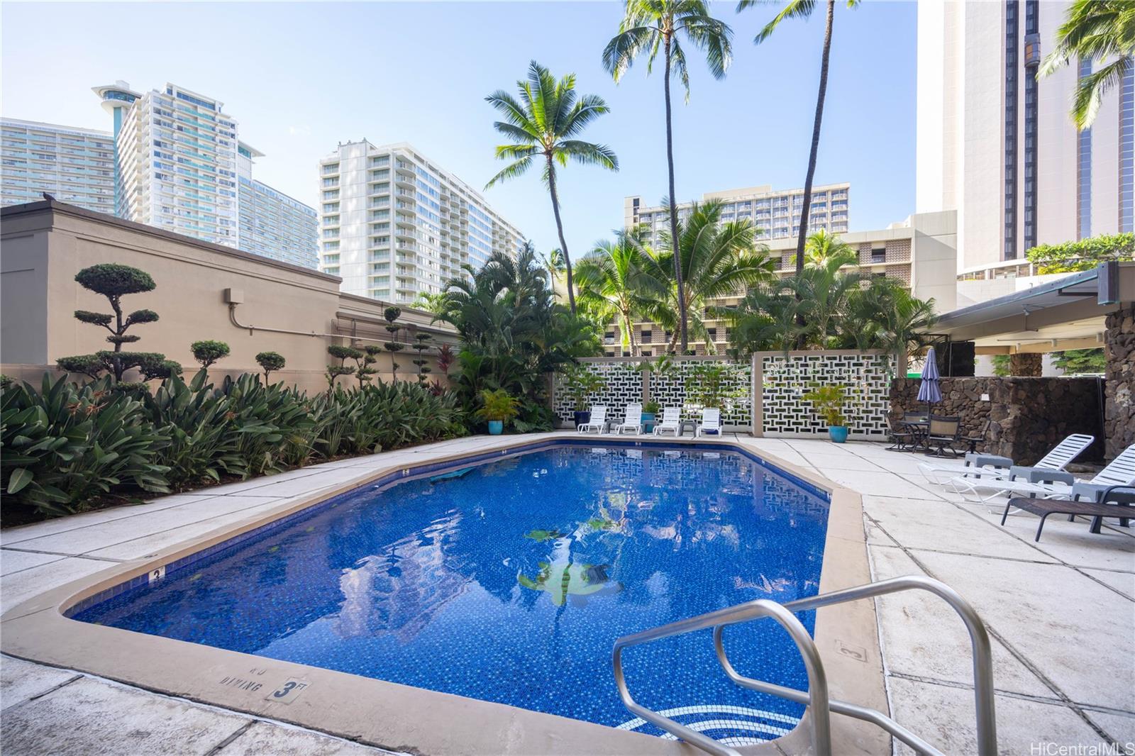 1720 Ala Moana Boulevard, Unit 1408A Honolulu, HI 96815 - Photo 11 of 15 Pool