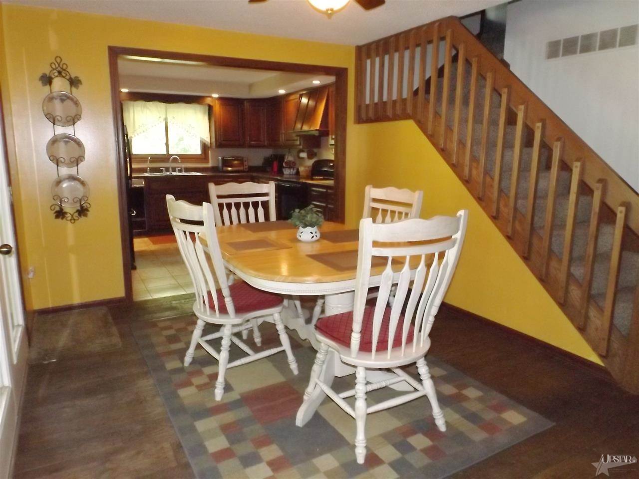 2413 East Gump Road Fort Wayne, IN 46845 - Photo 7 of 28