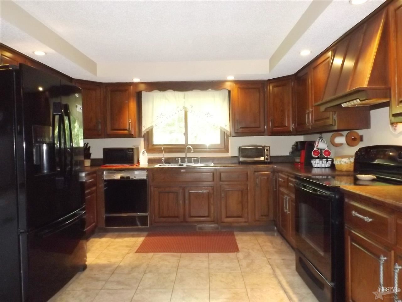 2413 East Gump Road Fort Wayne, IN 46845 - Photo 8 of 28