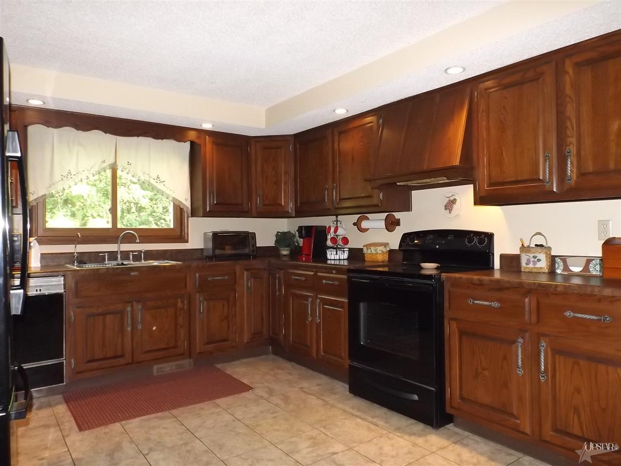 2413 East Gump Road Fort Wayne, IN 46845 - Photo 9 of 28