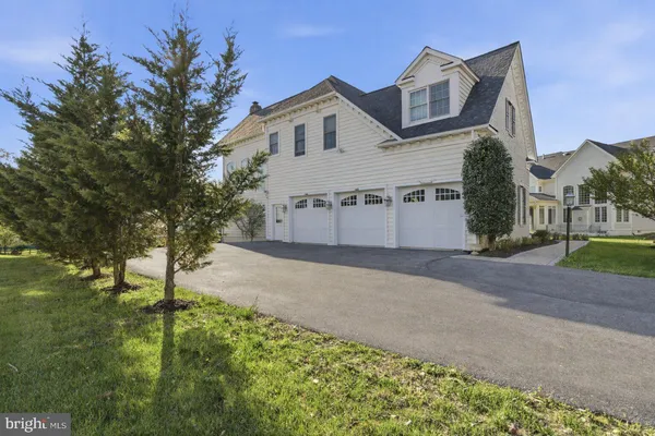 $1,400,000 | 17622 Auburn Village Drive, Sandy Spring, MD 20860