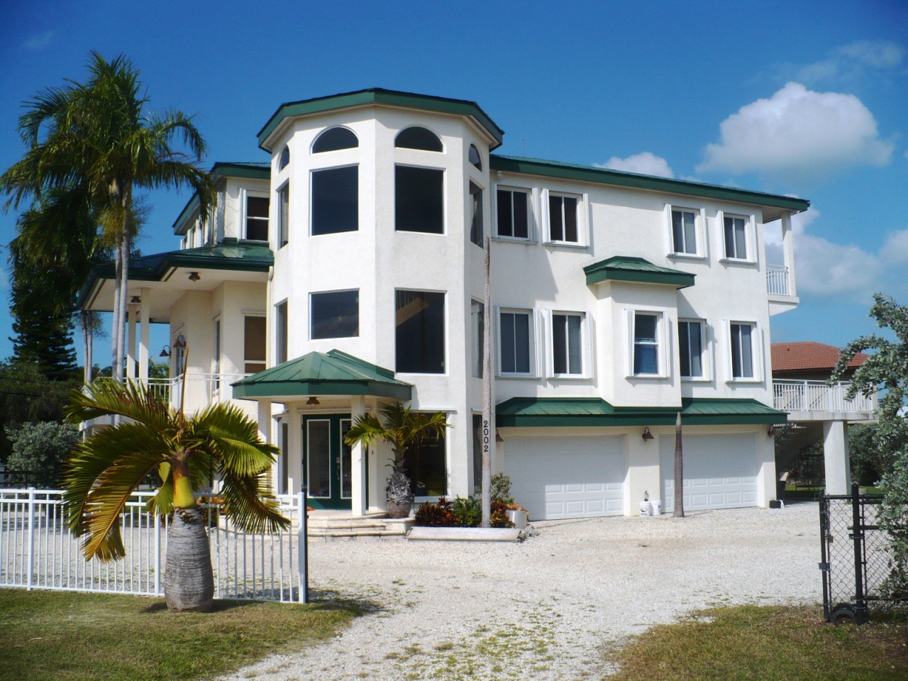 2002 Sombrero Beach Road Marathon, FL 33050 - Photo 1 of 39 Front of home