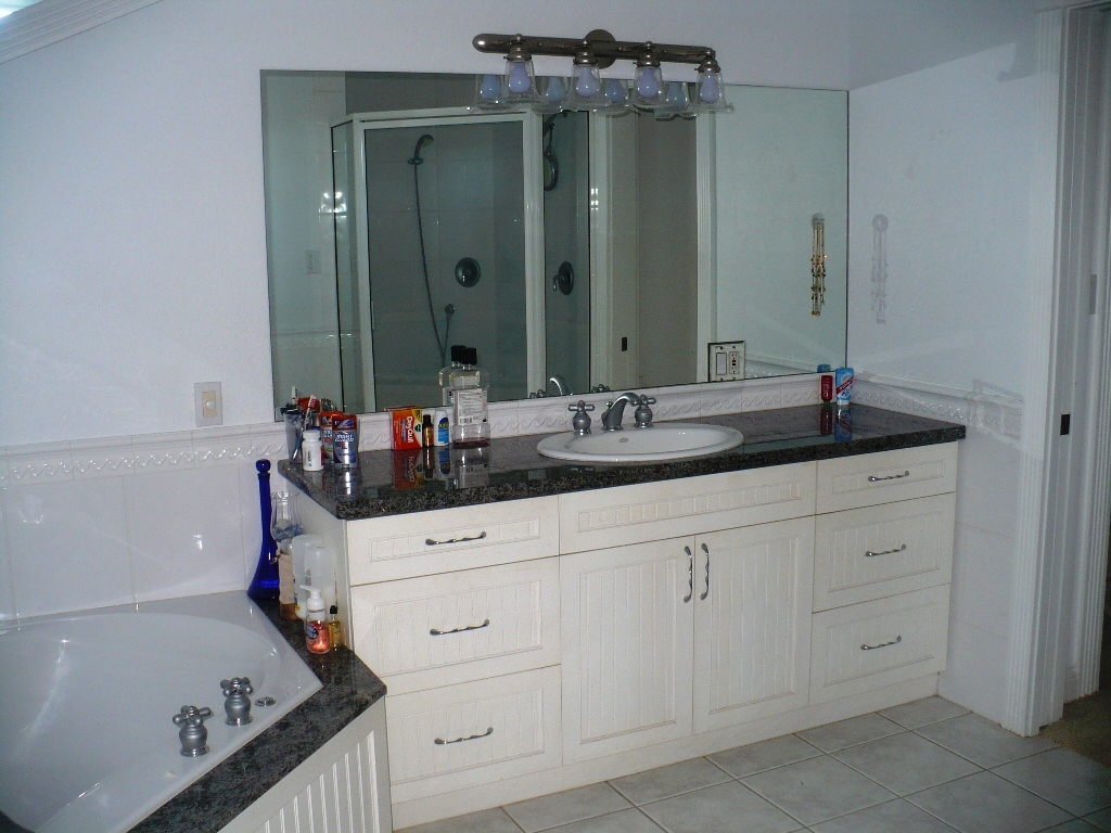 2002 Sombrero Beach Road Marathon, FL 33050 - Photo 25 of 39 Master bath