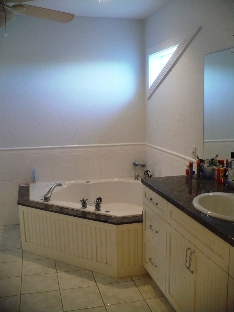 2002 Sombrero Beach Road Marathon, FL 33050 - Photo 27 of 39 Master bath