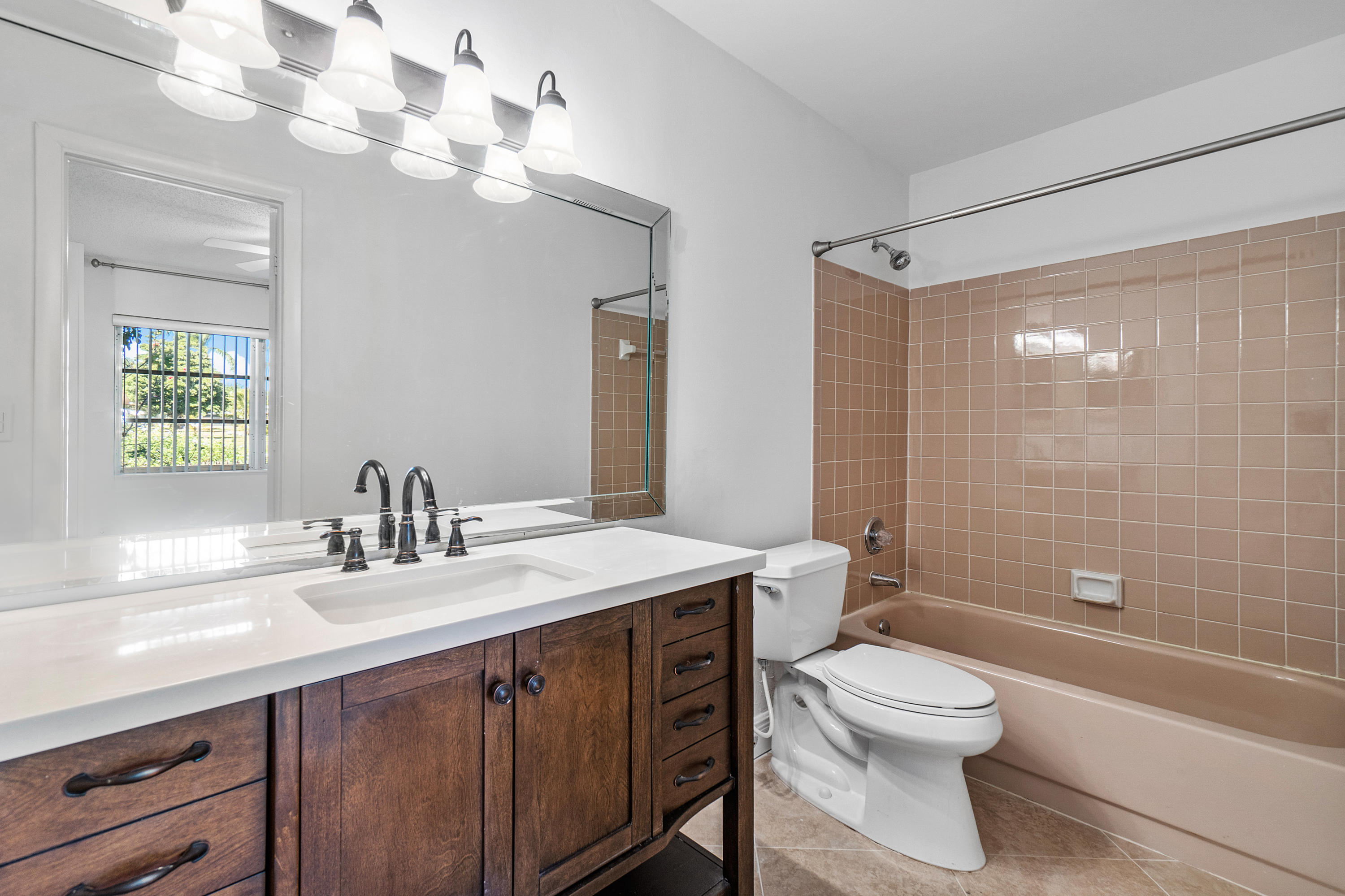 6038 Lasalle Road Delray Beach, FL 33484 - Photo 15 of 25 014-6038LasalleRoad-DelrayBeach-FL-33484