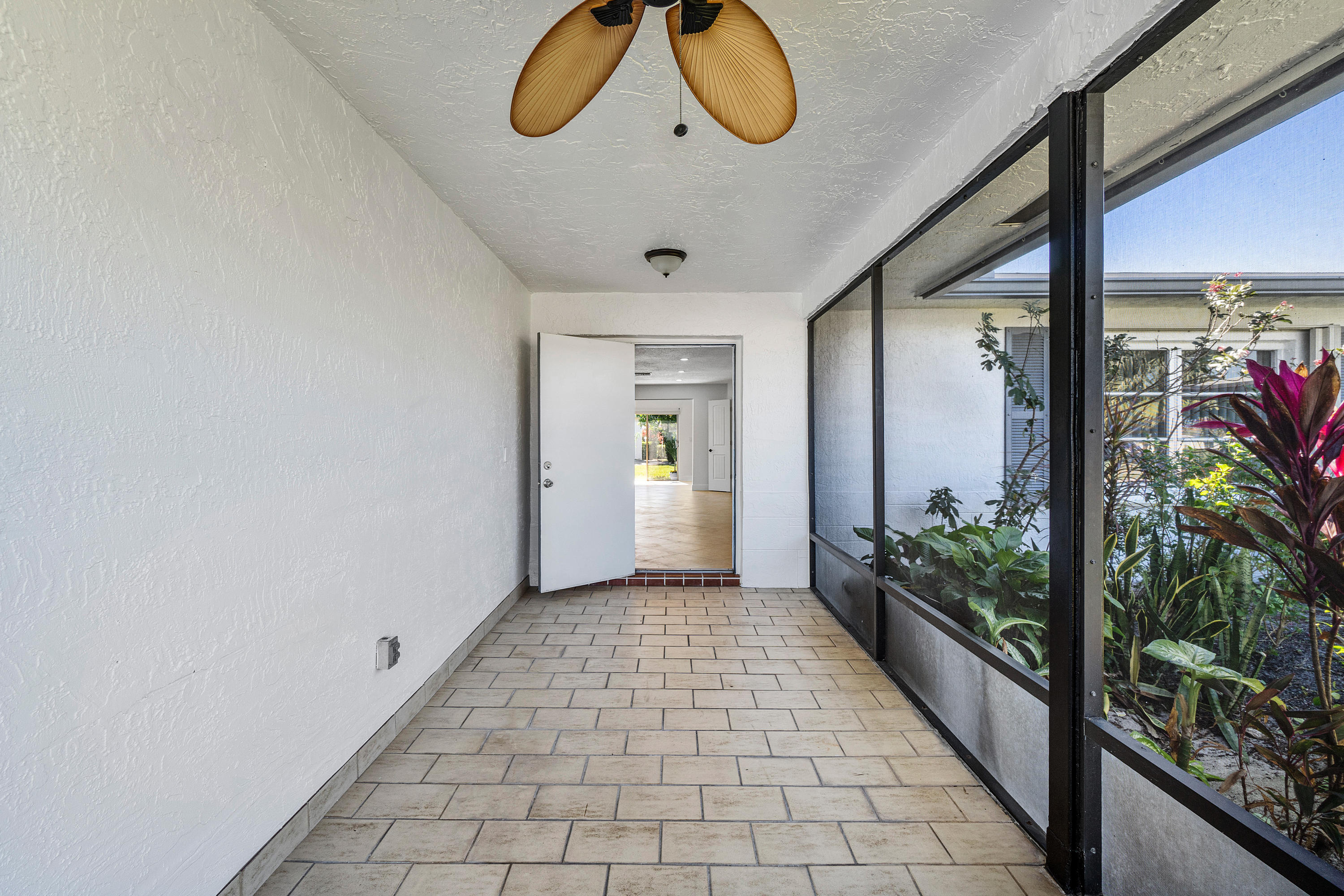 020-6038LasalleRoad-DelrayBeach-FL-33484