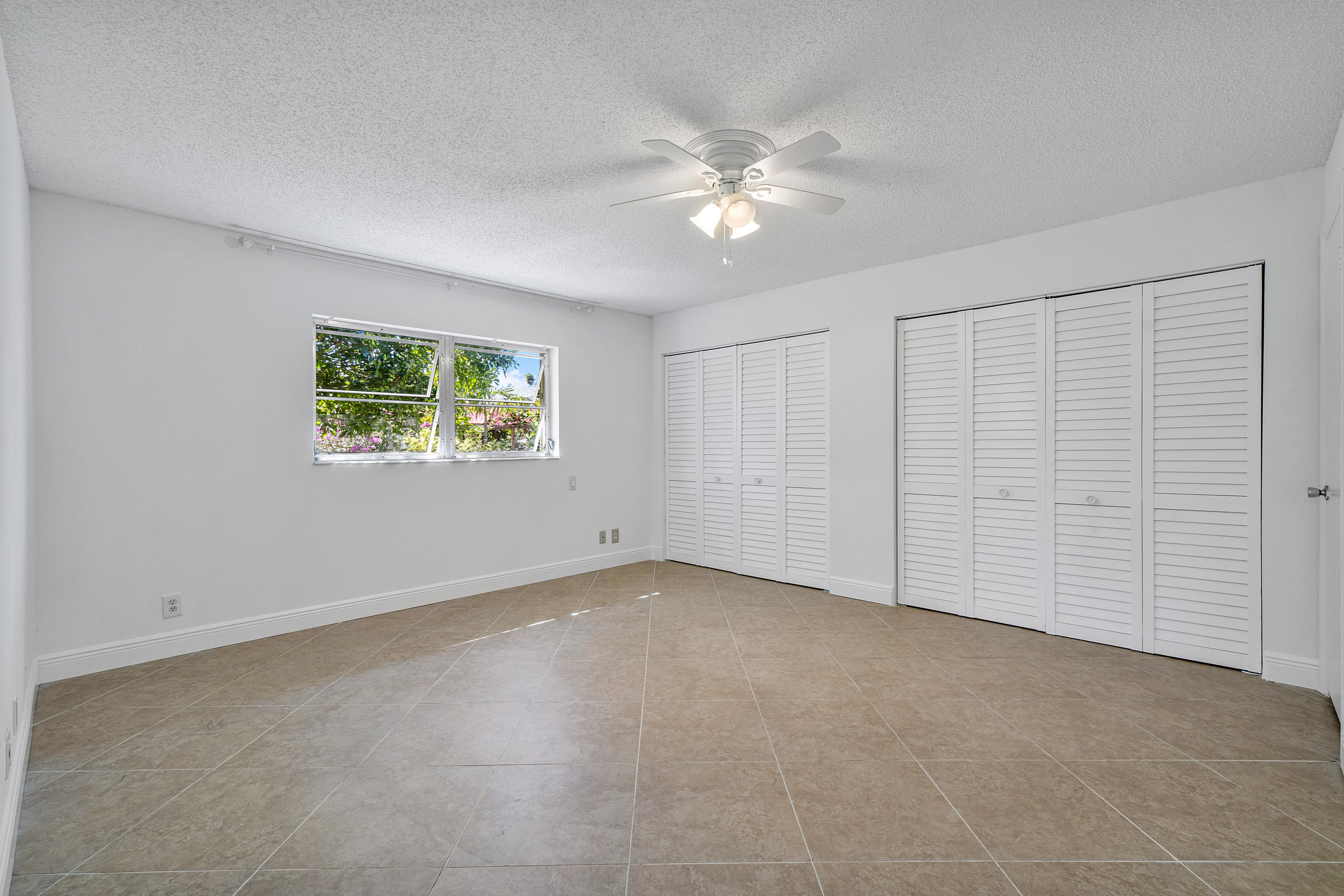 6038 Lasalle Road Delray Beach, FL 33484 - Photo 10 of 25 018-6038LasalleRoad-DelrayBeach-FL-33484