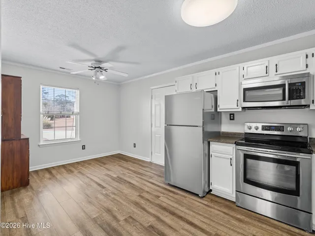 $279,900 | 378 Riggs Road, Hubert, NC 28539