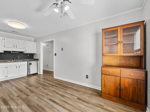 $279,900 | 378 Riggs Road, Hubert, NC 28539