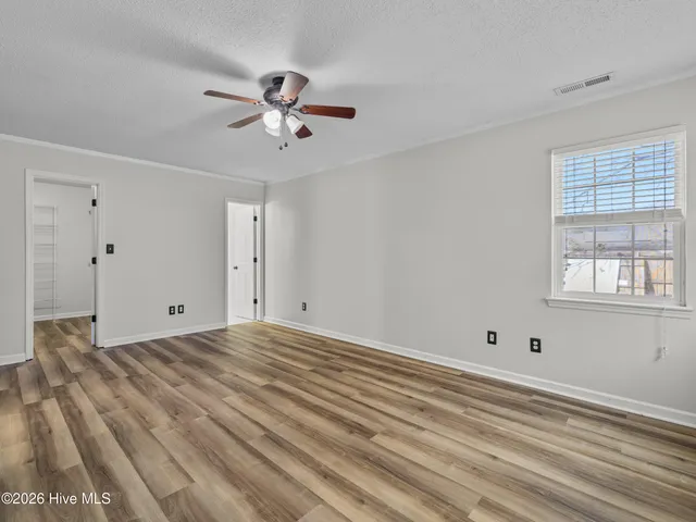 $279,900 | 378 Riggs Road, Hubert, NC 28539