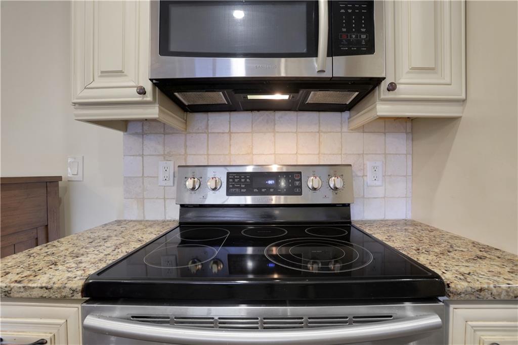 300 Johnson Ferry Road, Unit B206 Sandy Springs, GA 30328 - Photo 13 of 36