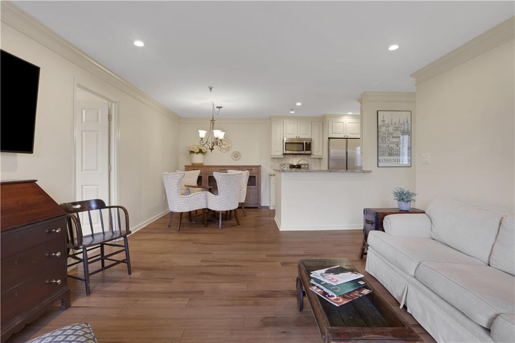 300 Johnson Ferry Road, Unit B206 Sandy Springs, GA 30328 - Photo 5 of 36