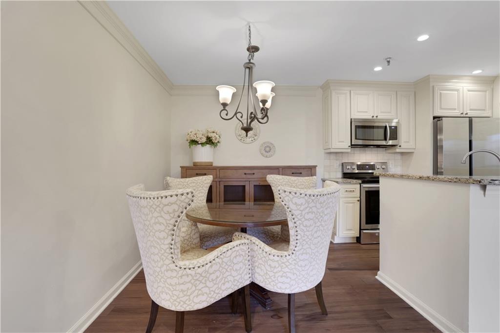 300 Johnson Ferry Road, Unit B206 Sandy Springs, GA 30328 - Photo 7 of 36