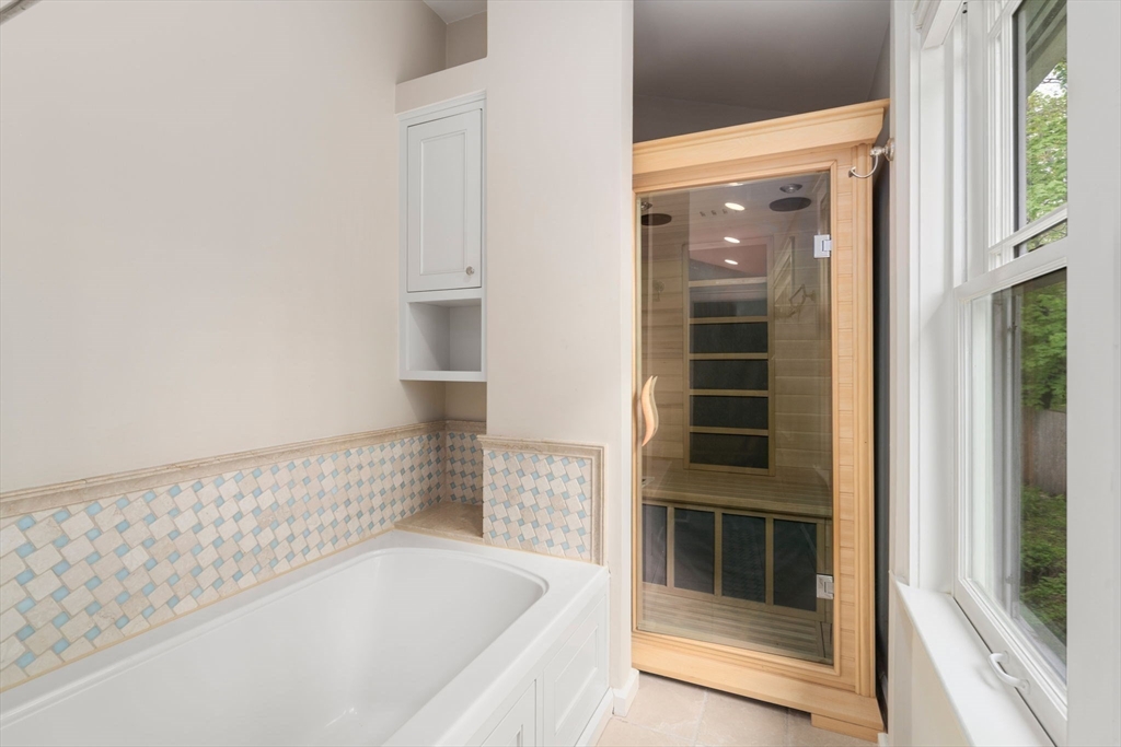 51 Avon Road Wellesley, MA 02482 - Photo 17 of 26 a bathroom with bathtub