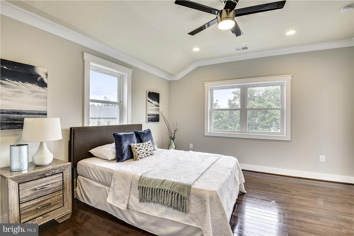 102 East Braddock Road Alexandria, VA 22301 - Photo 12 of 28 Bedroom (Master)