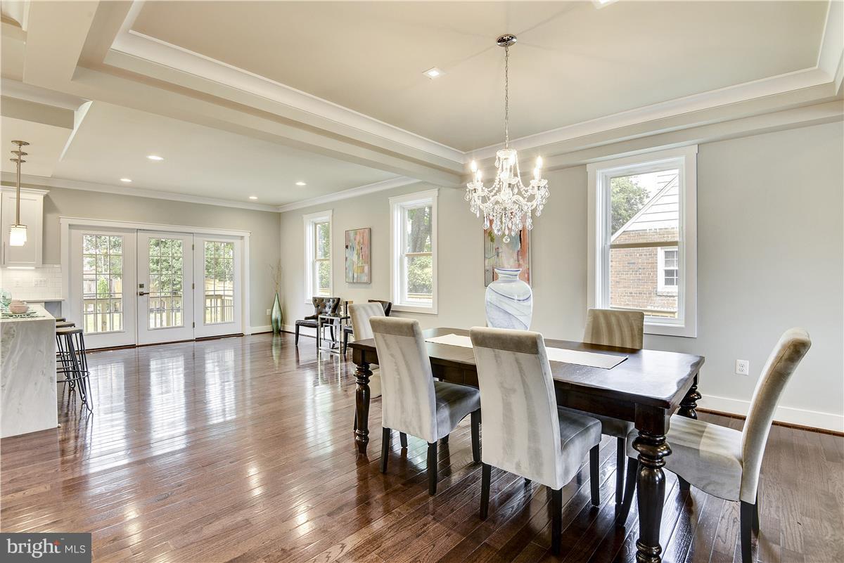 102 East Braddock Road Alexandria, VA 22301 - Photo 5 of 28 Dining Room