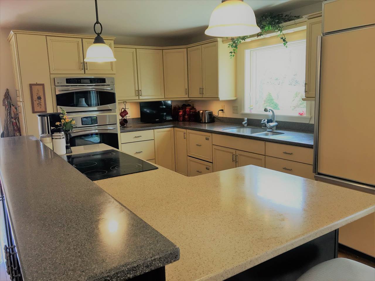 658 Fox Hill Road Bennington, VT 05201 - Photo 12 of 22