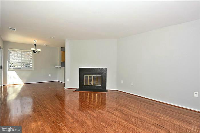 11049 Villaridge Court, Unit A Reston, VA 20191 - Photo 4 of 27 Freshly painted w/ gleaming hard woods