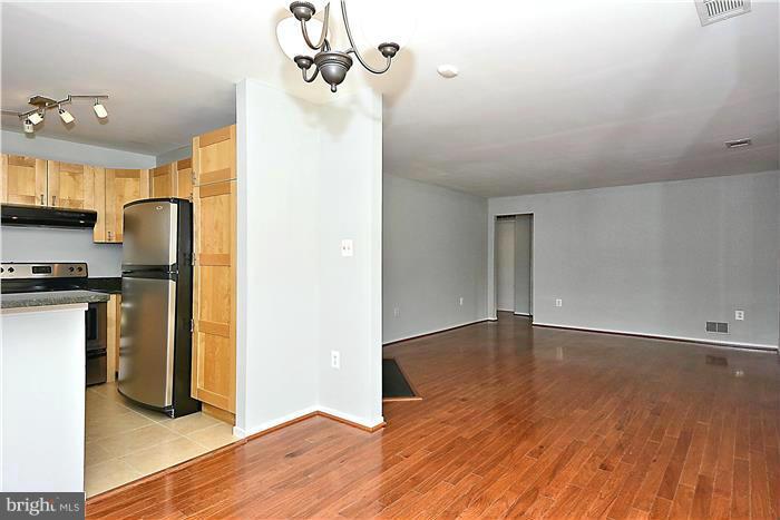 11049 Villaridge Court, Unit A Reston, VA 20191 - Photo 5 of 27 Updated kitchen w/ Stainless appliances