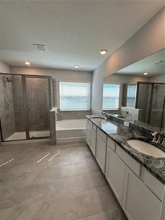 $3,680 | 17710 Cantarina Cove, Bradenton, FL 34211