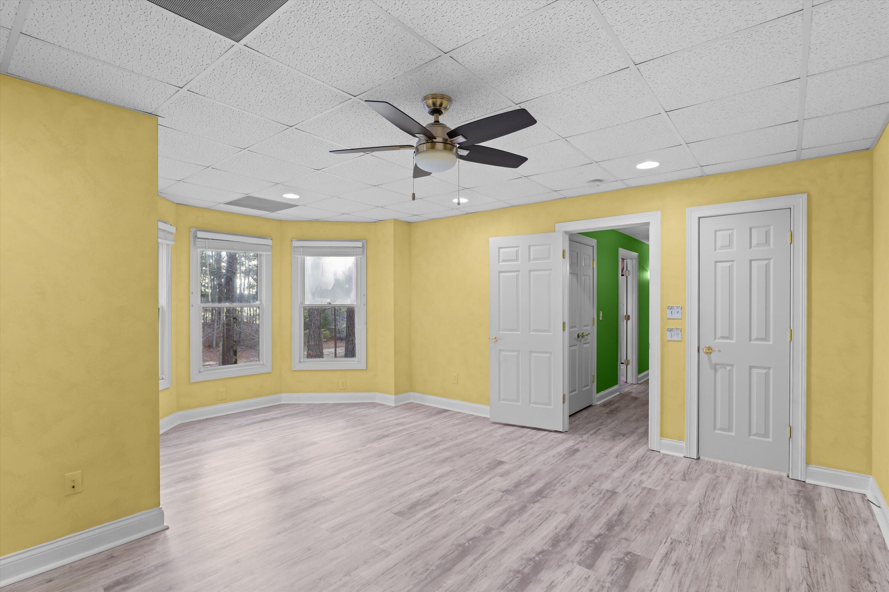 210 Daly Place McCormick, SC 29835 - Photo 40 of 58 Lower level bedroom 4 with bay window