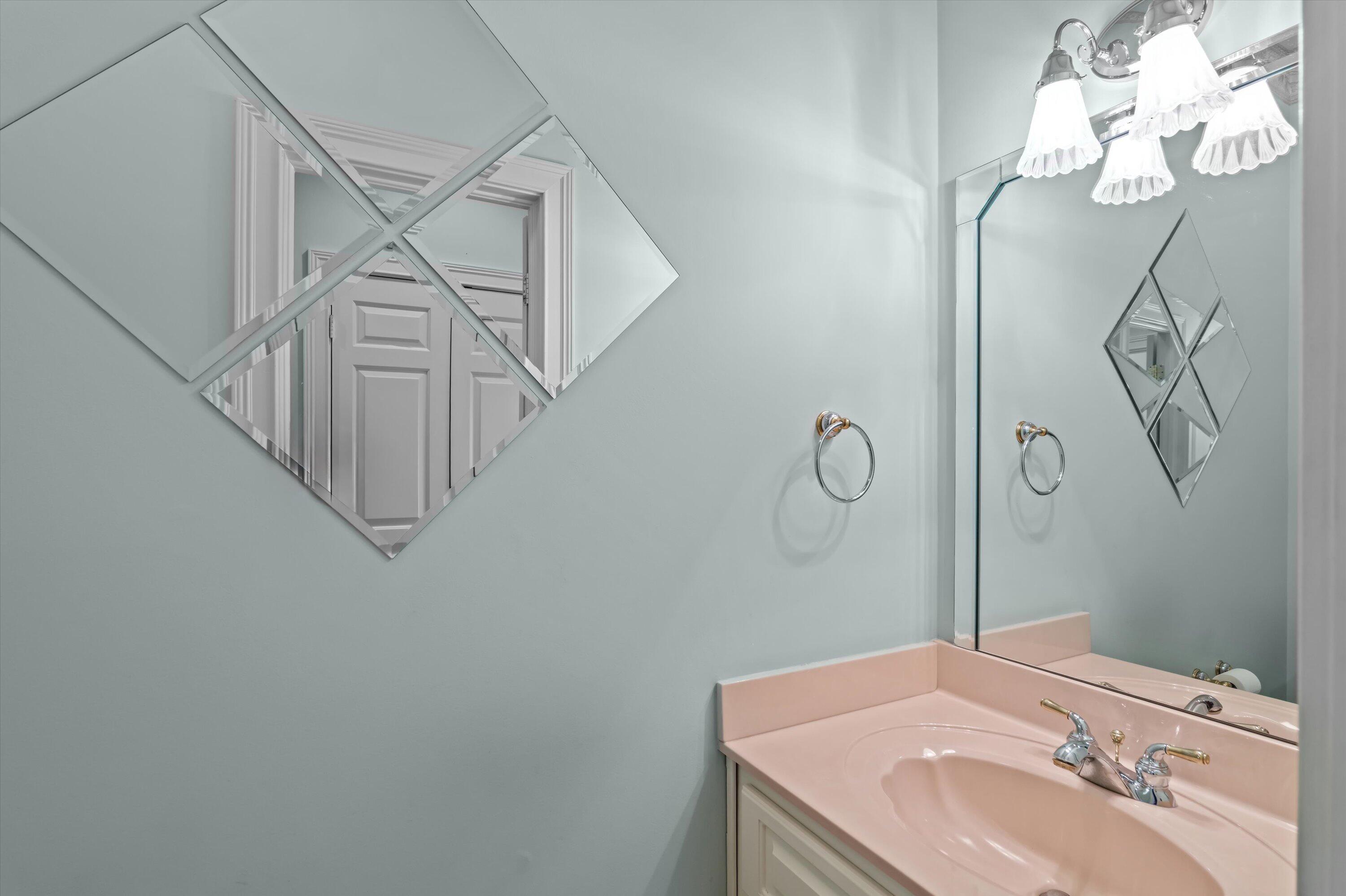 210 Daly Place McCormick, SC 29835 - Photo 43 of 58 Half bath on main floor