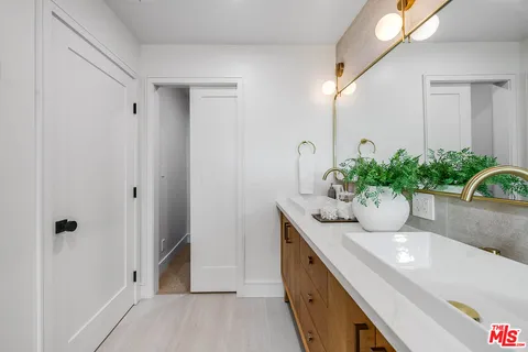 $1,699,000 | 533 North Catalina Street, Burbank, CA 91505