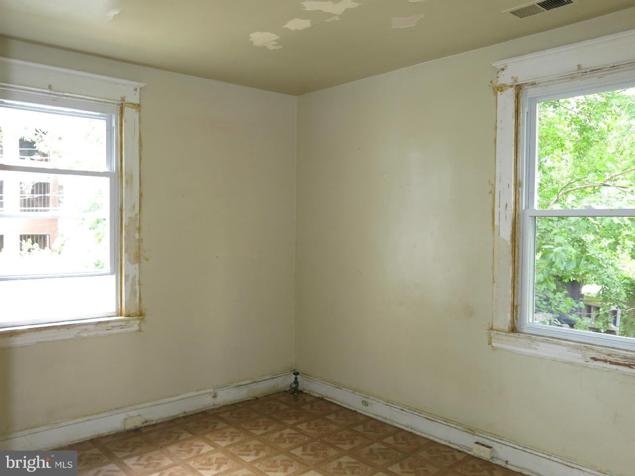 3912 Dorchester Road Baltimore, MD 21207 - Photo 14 of 17 Bedroom