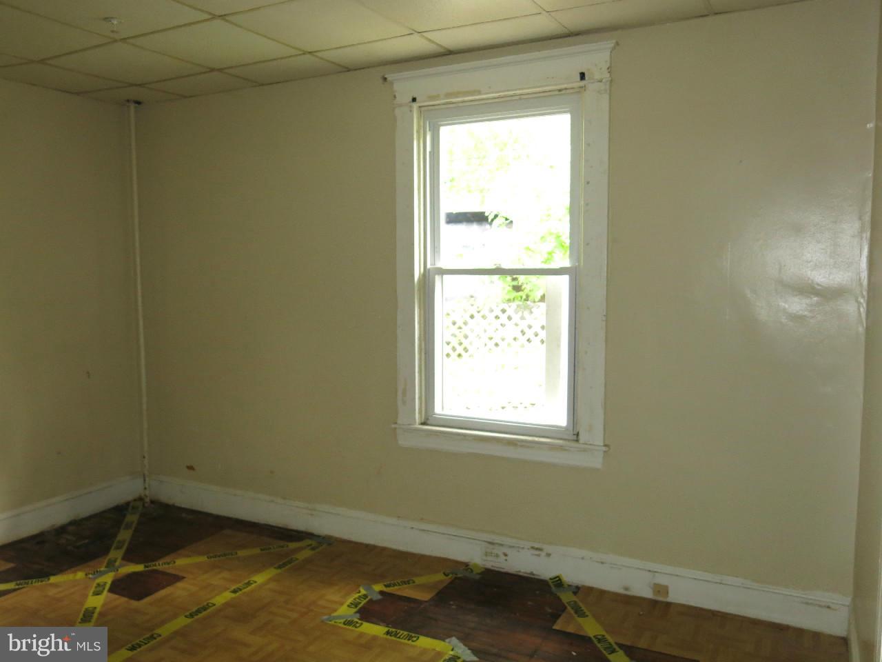 3912 Dorchester Road Baltimore, MD 21207 - Photo 8 of 17 Bedroom