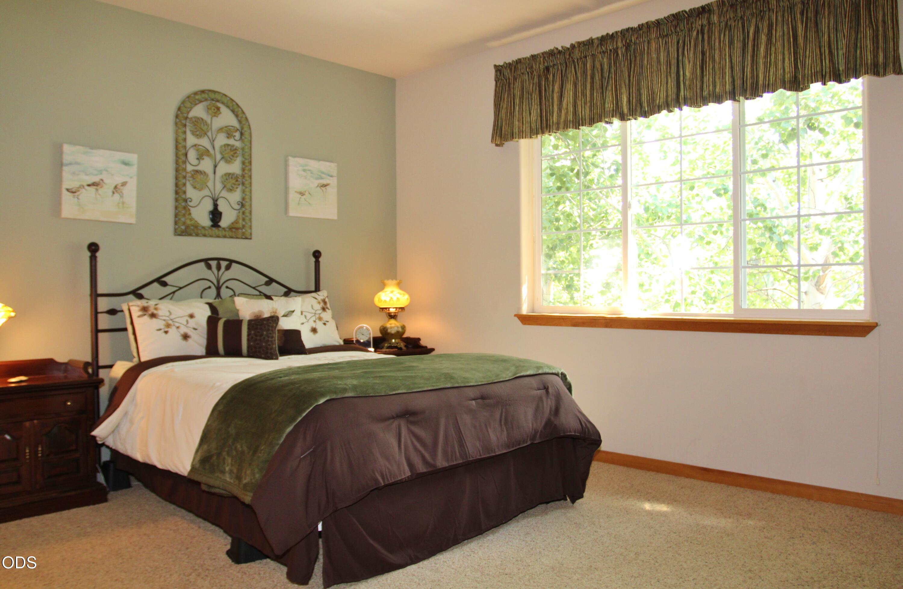 5010 Sora Loop Klamath Falls, OR 97601 - Photo 43 of 80