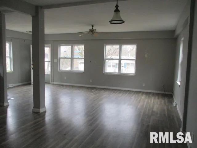 $104,000 | 1513 East London Avenue, Peoria, IL 61603