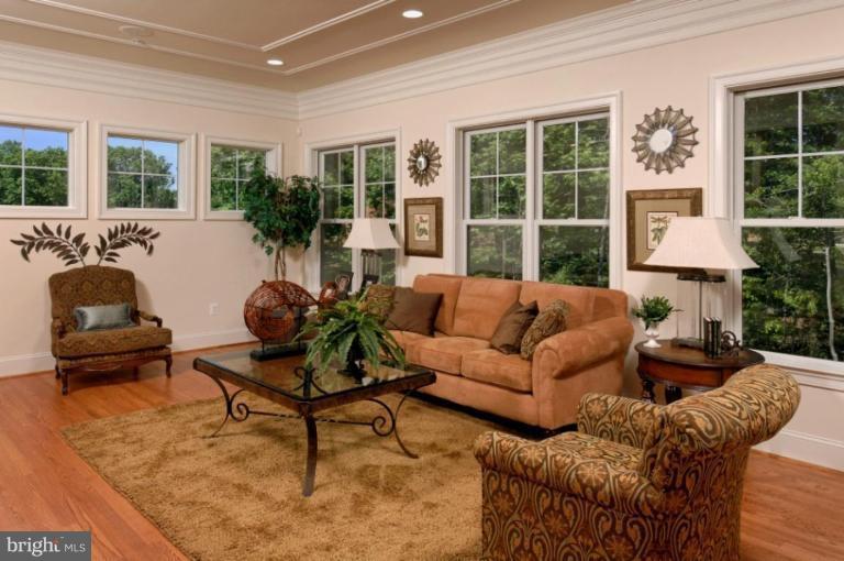 8914 Bells Mill Road Potomac, MD 20854 - Photo 8 of 15 Family Room