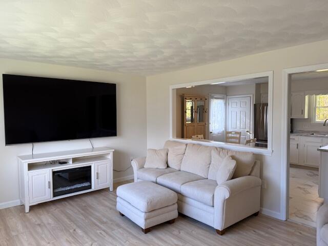 144-146 1st Rangeway Waterville, ME 04901 - Photo 13 of 41 Living room