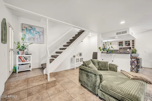 $279,995 | 731 East North Lane, Unit 2, Phoenix, AZ 85020