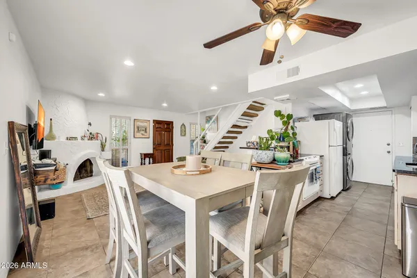 $279,995 | 731 East North Lane, Unit 2, Phoenix, AZ 85020