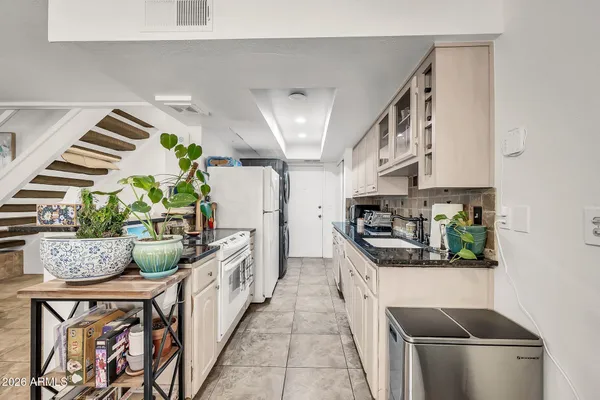 $279,995 | 731 East North Lane, Unit 2, Phoenix, AZ 85020