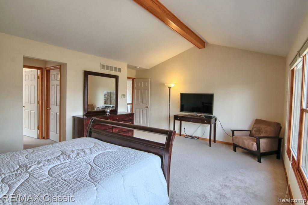 1088 Chesapeake Rochester, MI 48307 - Photo 21 of 41 Master_Bedroom_2nd_View.jpg