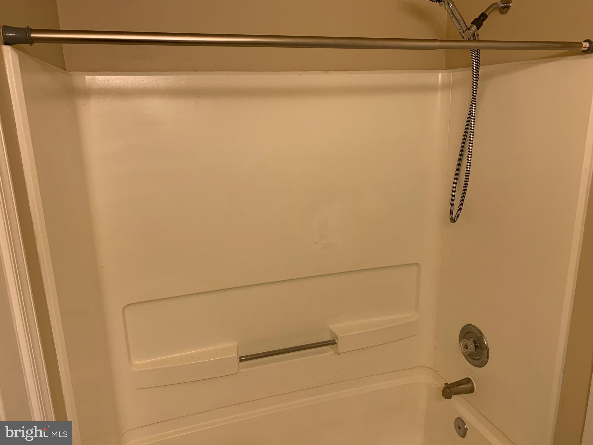 14802 Rydell Road, Unit 204 Centreville, VA 20121 - Photo 11 of 25