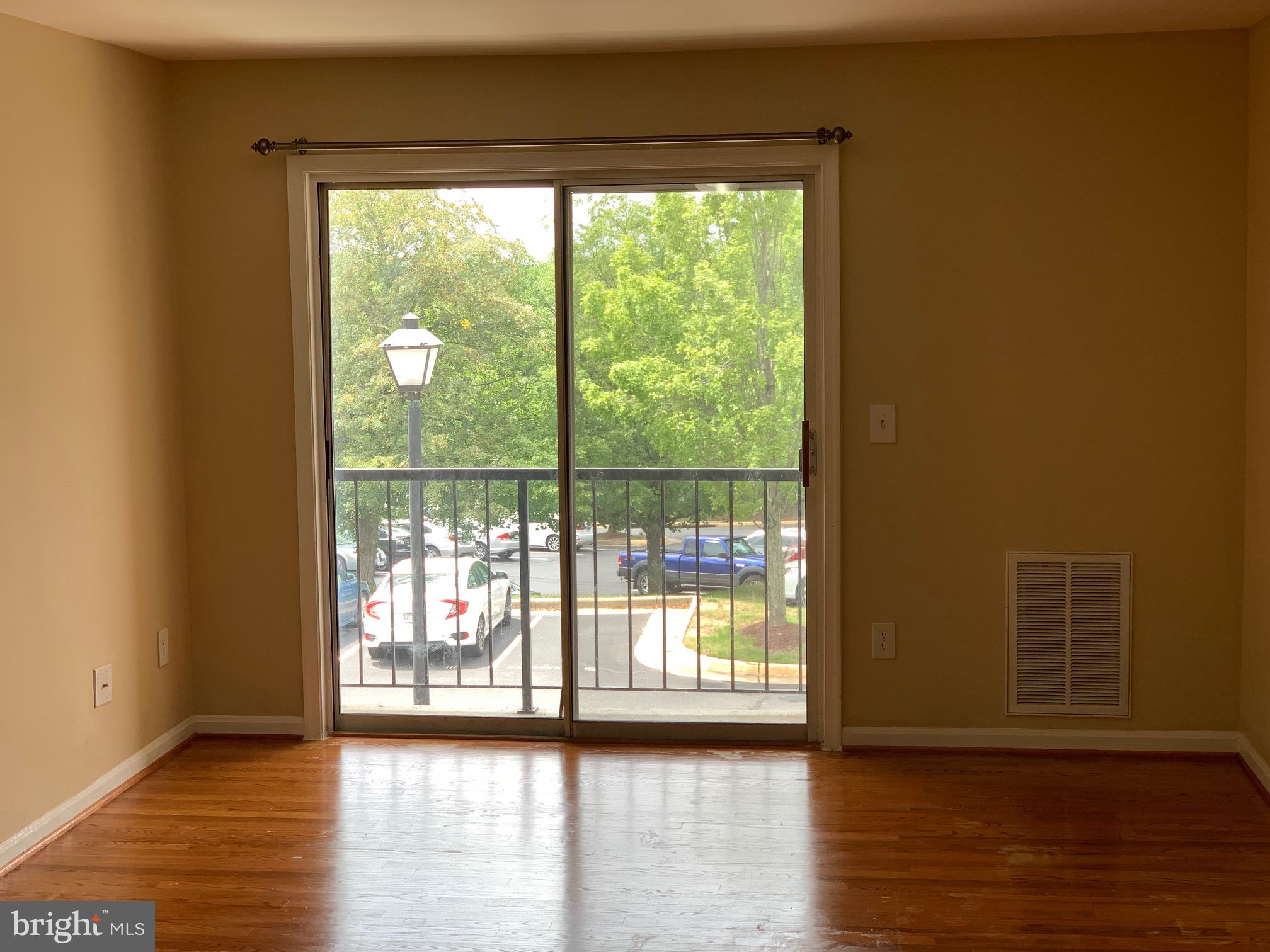 14802 Rydell Road, Unit 204 Centreville, VA 20121 - Photo 19 of 25