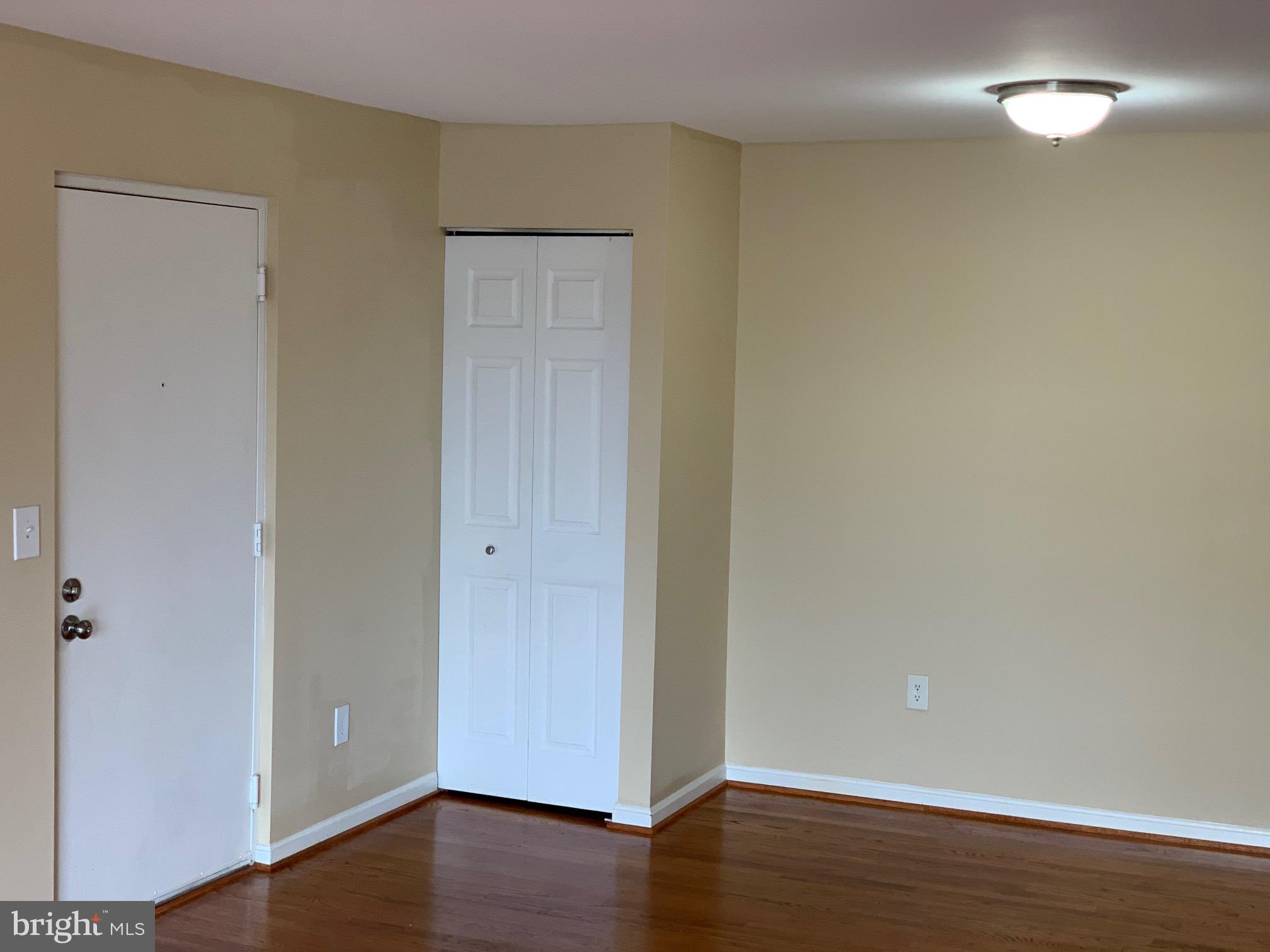 14802 Rydell Road, Unit 204 Centreville, VA 20121 - Photo 4 of 25