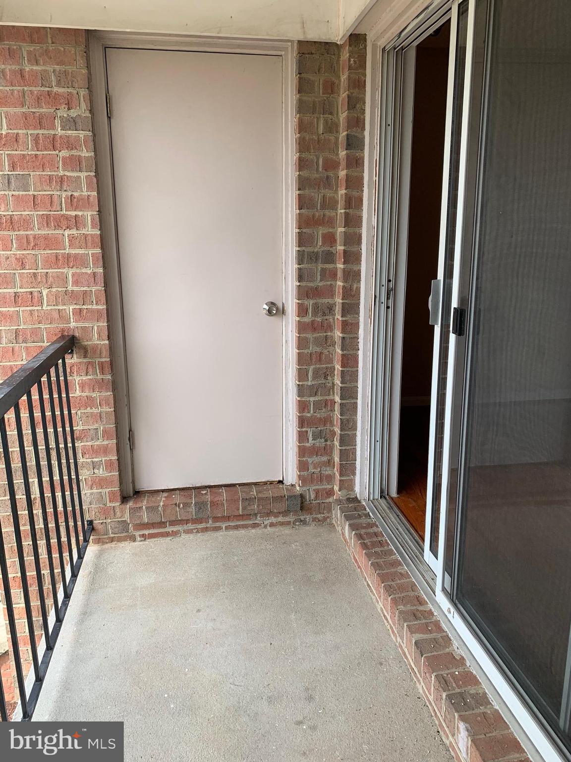 14802 Rydell Road, Unit 204 Centreville, VA 20121 - Photo 5 of 25