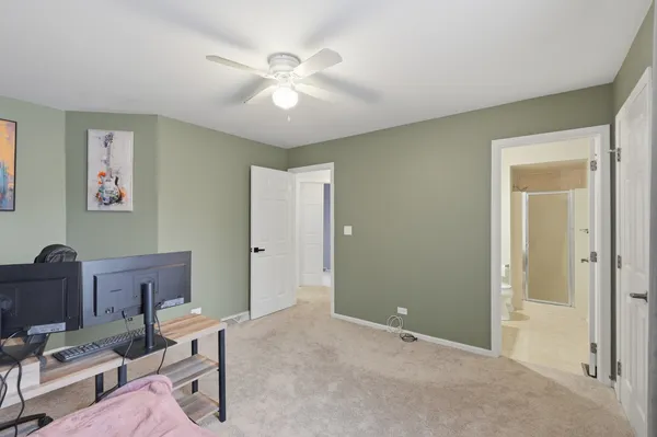 $375,000 | 1729 Pebble Beach Court, Hoffman Estates, IL 60169