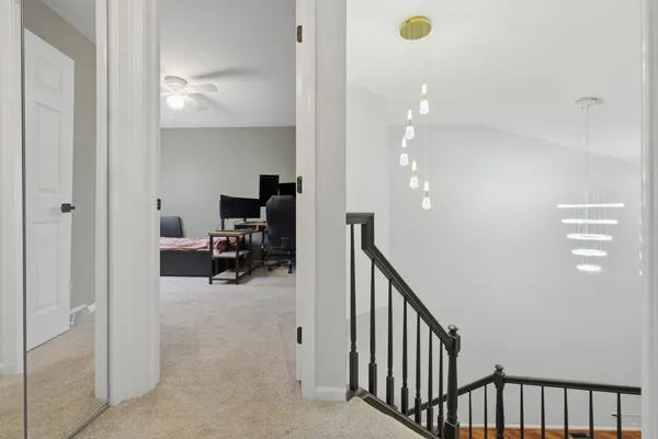 $375,000 | 1729 Pebble Beach Court, Hoffman Estates, IL 60169