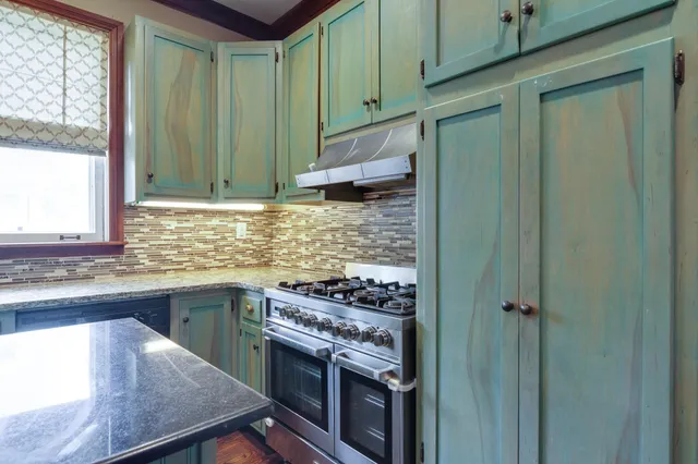 $319,000 | 520 Ellsworth Street, Memphis, TN 38111