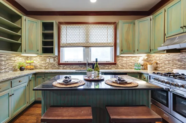 $319,000 | 520 Ellsworth Street, Memphis, TN 38111