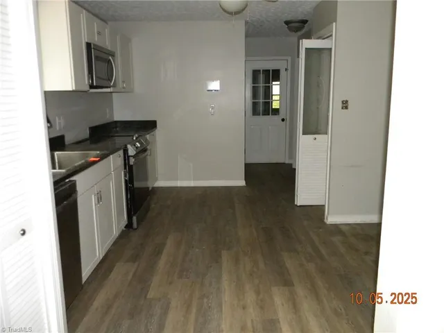 $305,000 | 462 Flat Swamp Lake Road, Denton, NC 27239