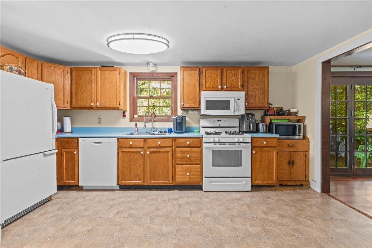 305 Poker Hill Road Underhill, VT 05489 - Photo 10 of 48 Gallery Image 10