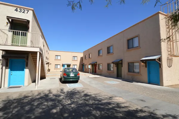 $1,050 | 4327 East Bellevue Street, Unit 2105, Tucson, AZ 85712