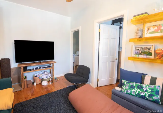 $2,750 | 22-07 19th Street, Unit 34 | Astoria