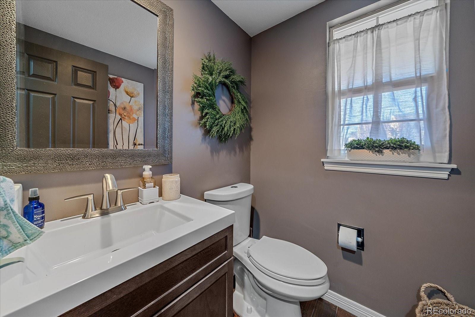 9962 Hawthorne Street Highlands Ranch, CO 80126 - Photo 16 of 33